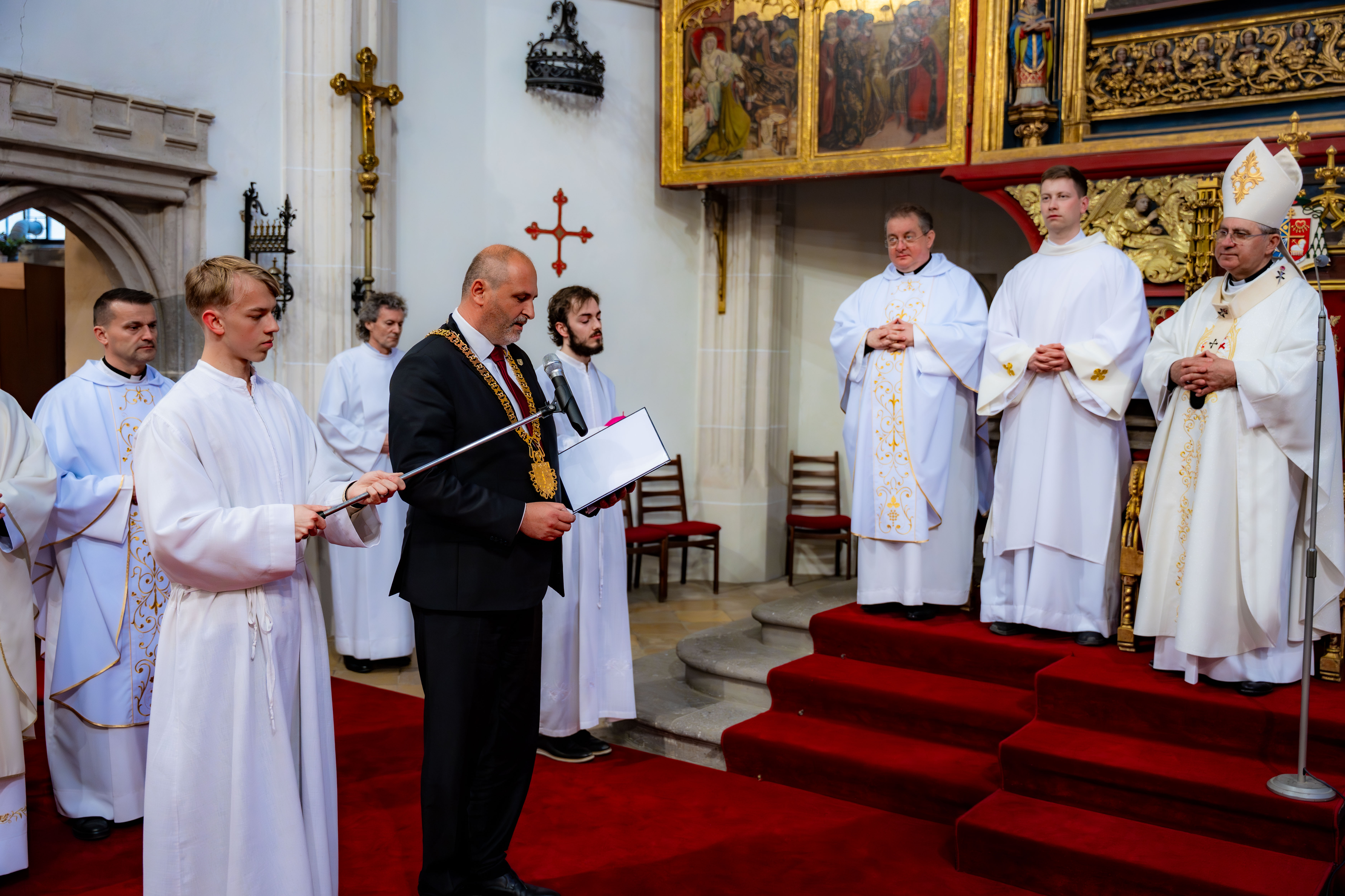 Slavnostna svata omsa s prosbami a modlitbami za mesto Kosice-1-51